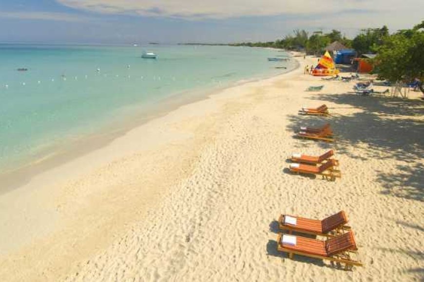 5. Seven Mile Beach, Jamaica