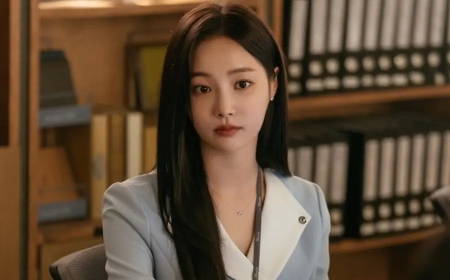 What is South Korean singer Yeonwoo Net Worth 2025?