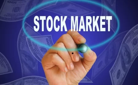 Smart Investing During a Crash: Top Index Funds to Buy Now