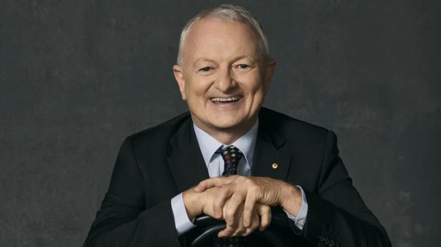 Antony Green : Family, Wife, Net Worth, Children