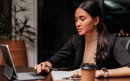 Why Women Entrepreneurs Still Struggle for Funding — And How to Change It